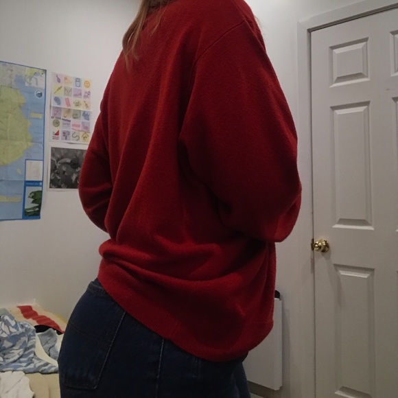 Soft Red Sweater❤️ - Picture 3 of 5